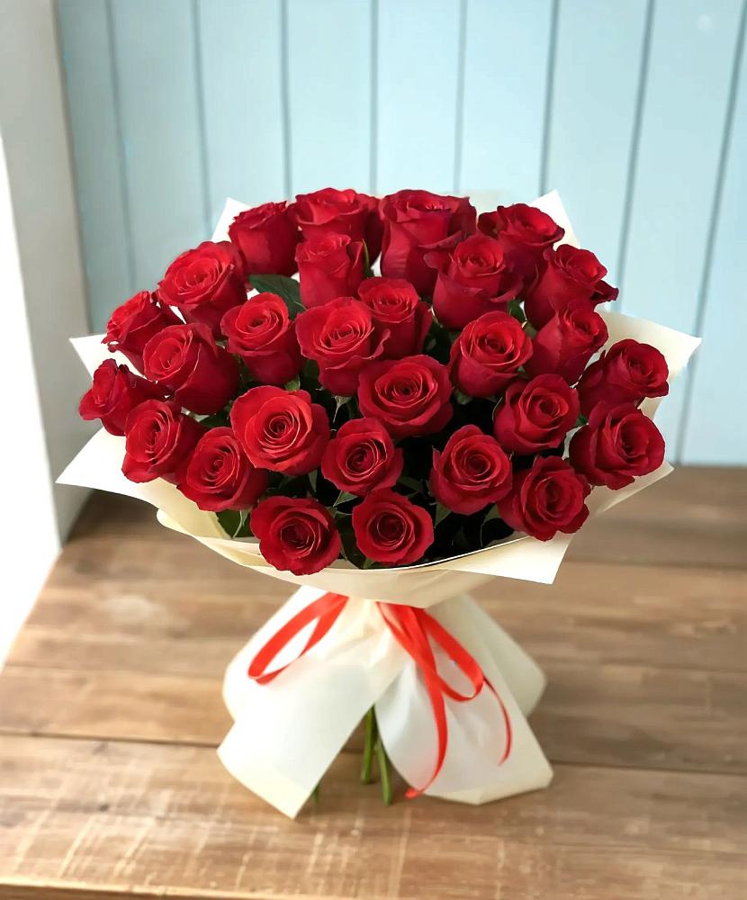 Букет 29 Красных роз в Саки