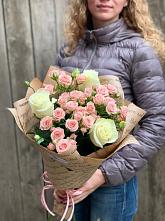 Букет цветов из:  Розы в Саки