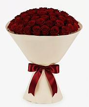 Букет 101 Бордовая роза Блэк Бакарра в Саки