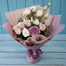 Букет цветов из:  Розы и Лизиантусы в Саки