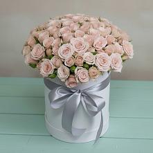 Цветочная композиция из Розы в шляпной коробке в Саки