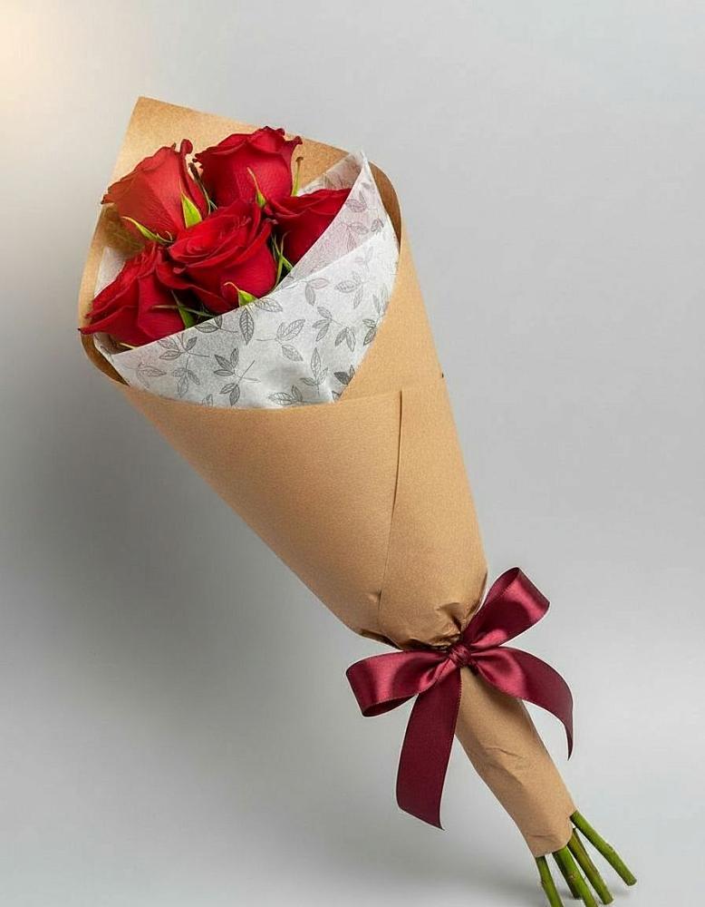 Букет цветов из: Розы в Саки