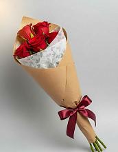 Букет цветов из:  Розы в Саки