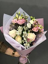 Букет цветов из:  Альстромерии, Розы и Лизиантусы #REPLACE_PRED# Саки