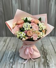 Букет цветов из:  Гвоздики, Розы и Хризантемы в Саки