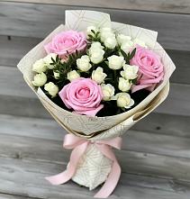 Букет цветов из:  Розы в Саки