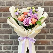 Букет цветов из:  Лизиантусы и Розы #REPLACE_PRED# Саки