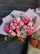 Букет цветов из:  Розы в Саки