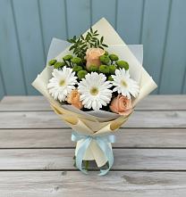 Букет цветов из:  Герберы, Розы и Хризантемы в Саки